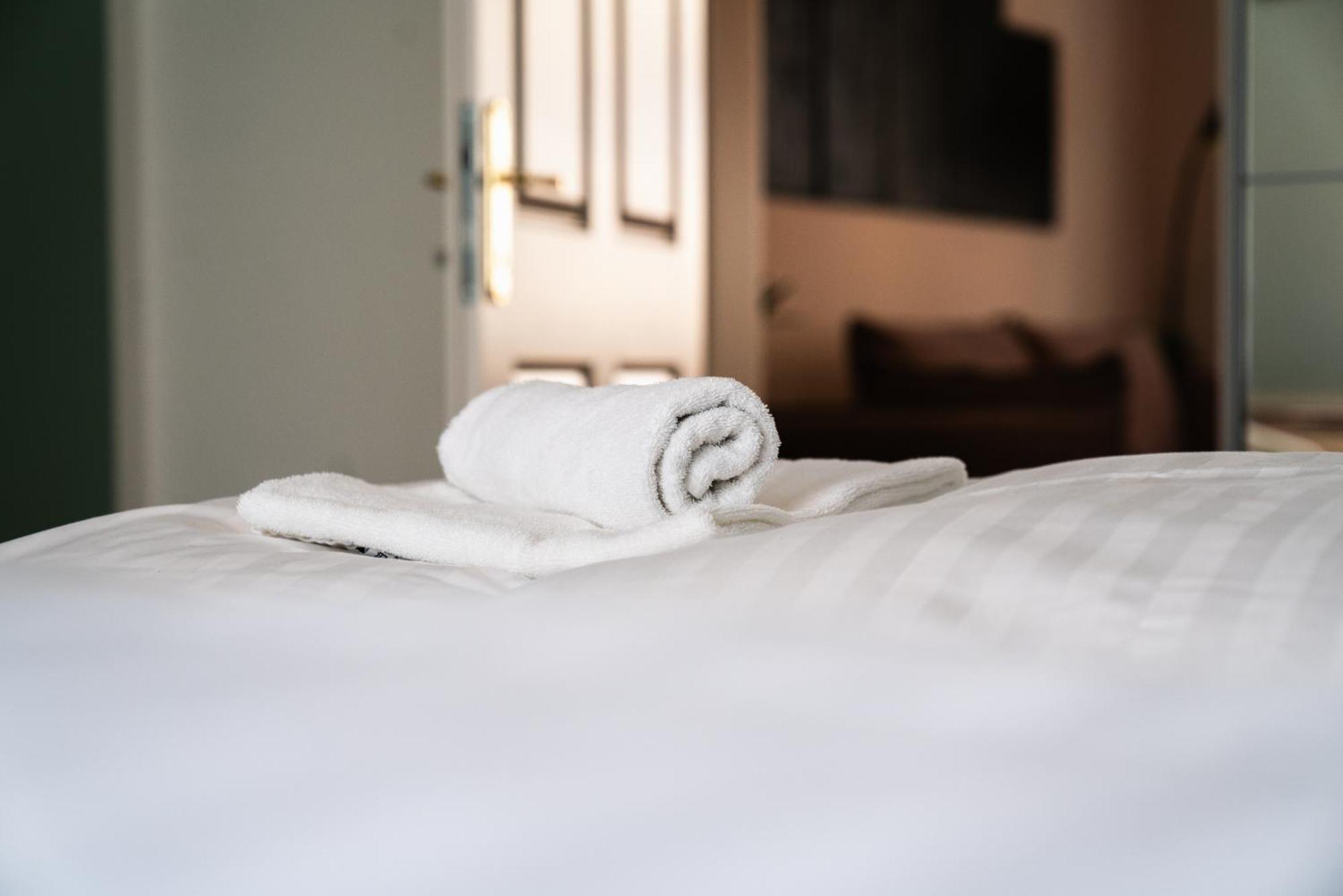 Appartement City: Live, Work, Play Wenen