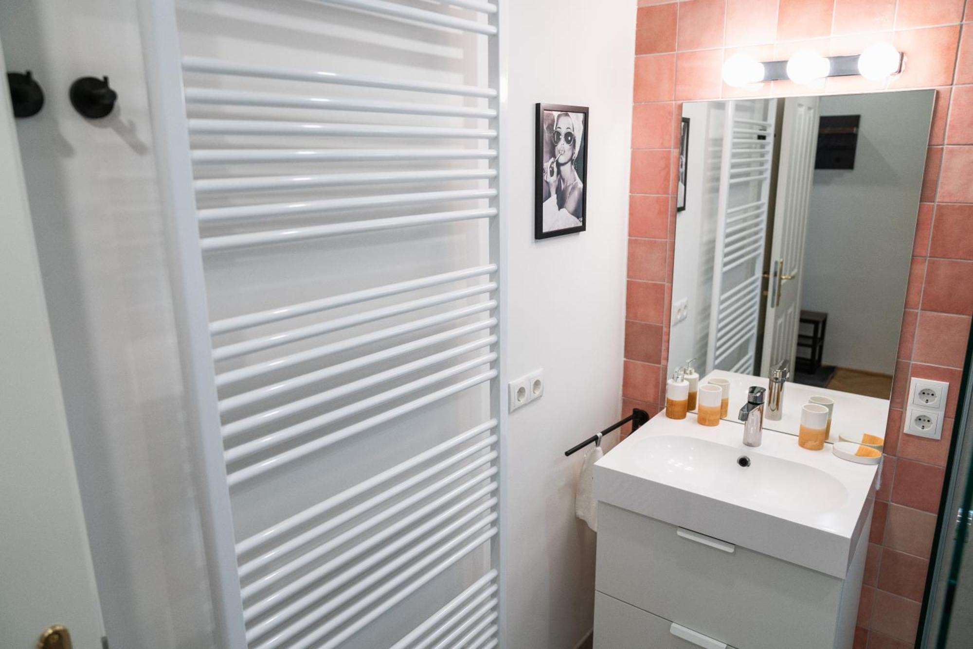 City: Live, Work, Play Appartement Wenen