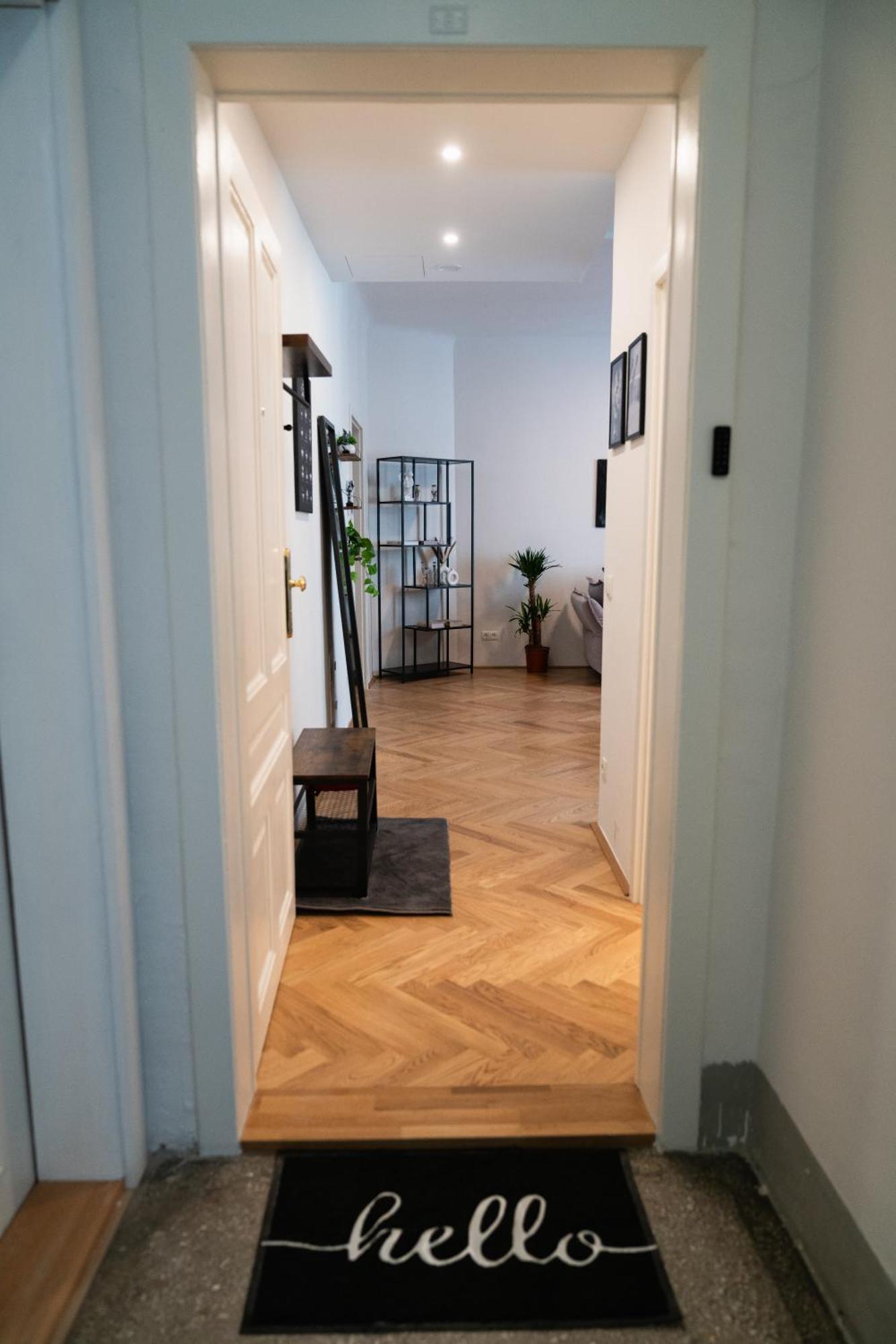 City: Live, Work, Play Appartement Wenen